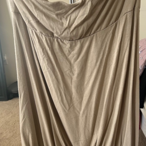 Women’s le Chateau off shoulder shirt - Picture 3 of 3